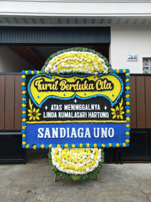 Papan Bunga Duka di Selawangi